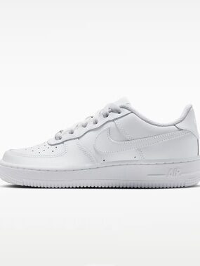 Nike White Low-Top Swoosh Leather Sneakers
